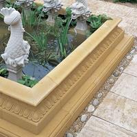 Gartentraum.de Garten Brunnen Umrandung eckig Stein - Fontano Plaza / Sand / 462x330cm