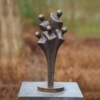 Gartentraum.de Abstrakte Gruppen Bronze Gartenfigur - Turanis