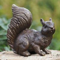 Gartentraum.de Braunes Eichhörnchen aus Bronze - Hörnchen Mio