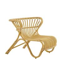 Gartentraum.de Outdoor-Loungestuhl in hellem Braunton aus Alu-Rattan - Loungesessel Minja / White