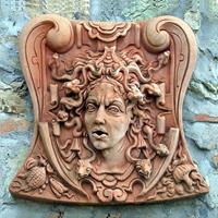 Gartentraum.de Mystisches Relief aus robuster Terracotta - Medusa