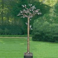 Gartentraum.de Schöner Bronzebaum mit grünen Blättern für den Garten - Bavora