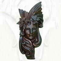 Gartentraum.de Moderne venezianische Maske als Gartenfigur inkl. Ständer - Levante / Bronze