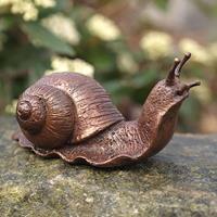 Gartentraum.de Klassische Bronze Tierskulptur Schnecke mit erhobenem Kopf - Schnecke Tris
