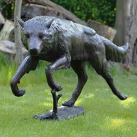 Gartentraum.de Rennender Wolf aus Bronze als Garten Dekofigur in Lebensgröße - Wolf Haro