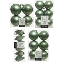 Decoris Kerstversiering kunststof kerstballen salie groen 6-8-10 cm pakket van 50x stuks -