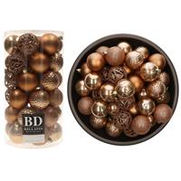 Bellatio 74x stuks kunststof kerstballen camel bruin 6 cm glans/mat/glitter mix -