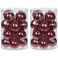 Bellatio 32x Doorzichtige kunststof kerstballen met rode decoratie 8 cm -