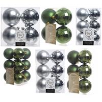 Decoris Kerstversiering kunststof kerstballen mix zilver/donkergroen 6-8-10 cm pakket van 44x stuks -