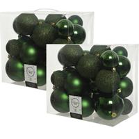 Decoris 52x stuks kunststof kerstballen donkergroen (pine) 6-8-10 cm glans/mat/glitter -