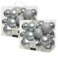 Decoris 52x stuks kunststof kerstballen zilver 6-8-10 cm glans/mat/glitter -