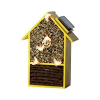 Lumineo Geel insectenhotel huisje met solar lampjes 31 cm -