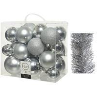 Decoris Kerstversiering kunststof kerstballen 6-8-10 cm met folieslingers pakket zilver van 28x stuks -