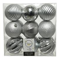 Decoris 18x stuks kunststof kerstballen Zilver