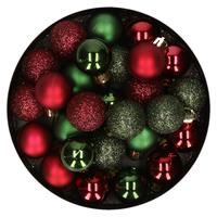 Bellatio 28x stuks kunststof kerstballen donkergroen en donkerrood mix 3 cm -