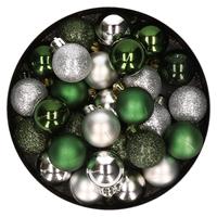 Bellatio 28x stuks kunststof kerstballen donkergroen en zilver mix 3 cm -