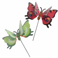 2x Stuks Metalen Deco Vlinders Rood En Groen Van 17 X 60 Cm Op Tuinstekers - Dieren Decoratie Tuin Beeldjes/beelden