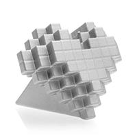 Gartentraum.de Besondere Herz Dekofigur - vegane Kerze im Pixel Design - Pixel Hearth / Silber