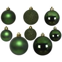 Decoris 26x stuks kunststof kerstballen donkergroen 6, 8, 10 cm mix -
