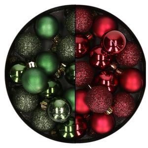 Bellatio 28x stuks kleine kunststof kerstballen bordeaux rood en dennengroen 3 cm -