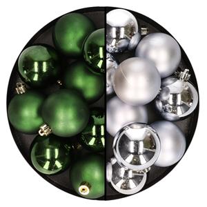 Bellatio 24x stuks kunststof kerstballen mix van zilver en donkergroen 6 cm -