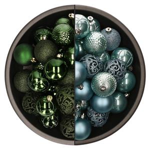 Bellatio 74x stuks kunststof kerstballen mix van ijsblauw en donkergroen 6 cm -