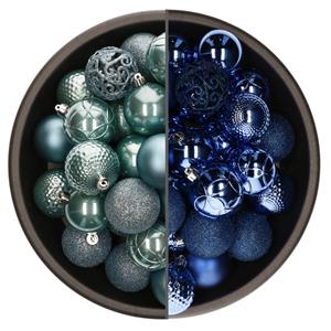 Bellatio 74x stuks kunststof kerstballen mix van kobalt blauw en ijsblauw 6 cm -