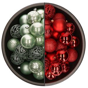 Bellatio 74x stuks kunststof kerstballen mix van rood en mintgroen 6 cm -