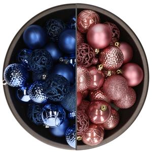 Bellatio 74x stuks kunststof kerstballen mix van velvet roze en kobalt blauw 6 cm -