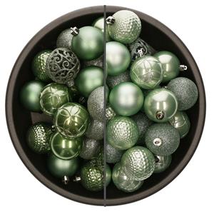 Bellatio 74x stuks kunststof kerstballen mix van salie groen en mintgroen 6 cm -