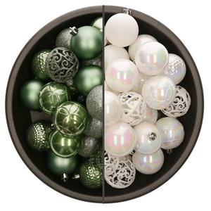 Bellatio 74x stuks kunststof kerstballen mix van salie groen en parelmoer wit 6 cm -
