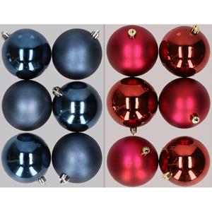Bellatio 12x stuks kunststof kerstballen mix van donkerblauw en donkerrood 8 cm -