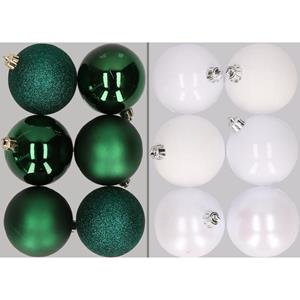Cosy & Trendy 12x stuks kunststof kerstballen mix van donkergroen en wit 8 cm -