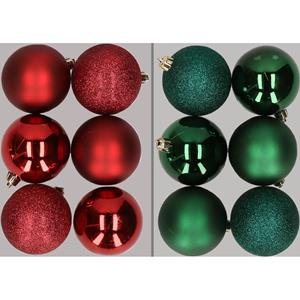 Cosy & Trendy 12x stuks kunststof kerstballen mix van donkerrood en donkergroen 8 cm -