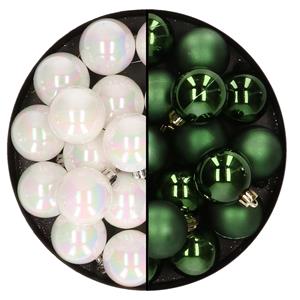 Decoris 32x stuks kunststof kerstballen mix van parelmoer wit en donkergroen 4 cm -