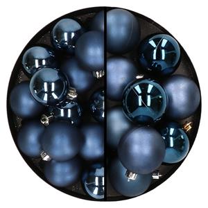 Decoris 28x stuks kunststof kerstballen donkerblauw 4 en 6 cm -