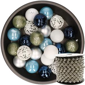 Decoris 37x stuks kunststof kerstballen 6 cm wit/groen/zilver/blauw incl. kralenslinger -