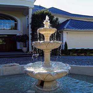 Gartentraum.de Kaskaden Brunnen aus Steinguss mit Brunnenschalen in Form von Lotusblüten - Vittorio / Olimpia