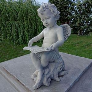 Gartentraum.de Sitzende Engel Garten Figur aus Steinguss mit Buch - Dennis / Antikia