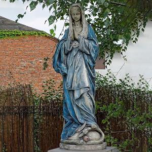 Gartentraum.de Eindrucksvolle Madonnen Skulptur mit betenden Händen - Steinguss Figur - Madonna Irelia / Sonderpatina / ohne Sockel