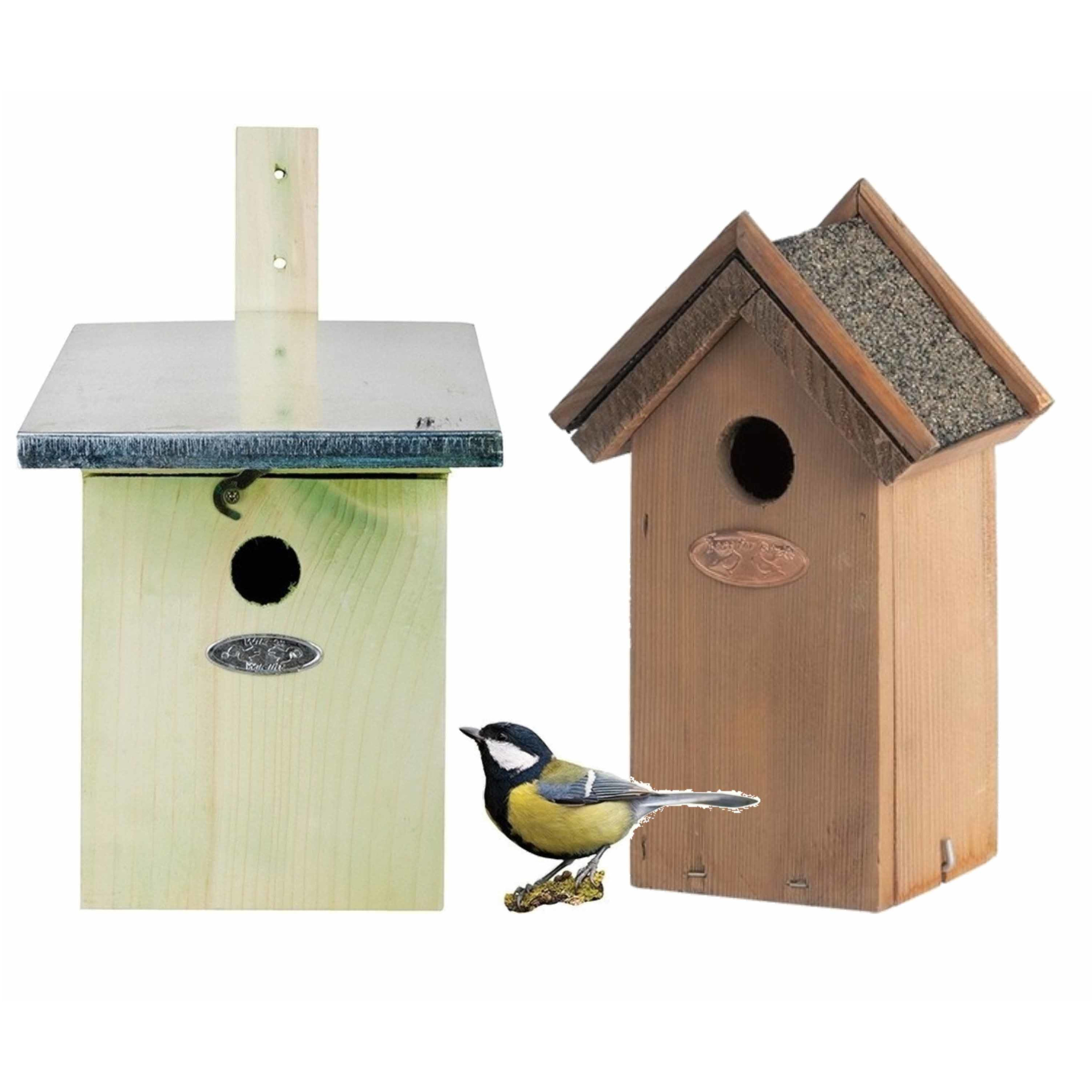 Merkloos Voordeelset van 2x stuks houten vogelhuisjes/nestkastjes groen en houtkleur -