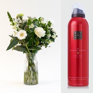 Everspring Bouquet crisp | flowers in mixed white & green colors | 50cm length bouquet crisp x rituals ayurveda shower foaming