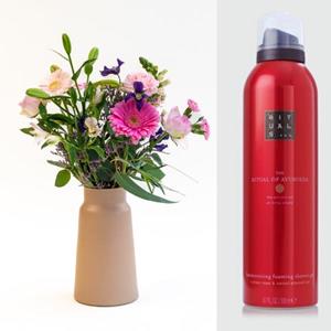 Everspring Bouquet pink cloud | flowers in mixed pink colors | 50cm length bouquet pink cloud x rituals jing shower foaming