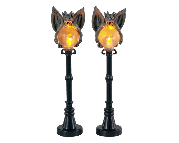 LEMAX Gargoyle lamp post, set of 2, b/o (4.5v) - 