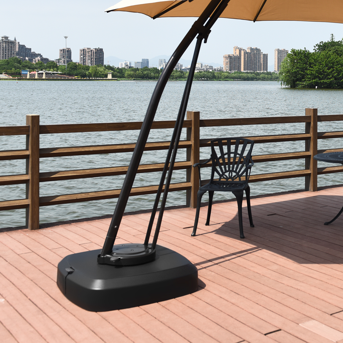 Costway Zonneschirmstandaard met Wielen 150 kg Vulbaar Verrijdbare Parasolstandaard voor Grote Zwevende Parasols Parasolstandaard voor Tuin en Terras