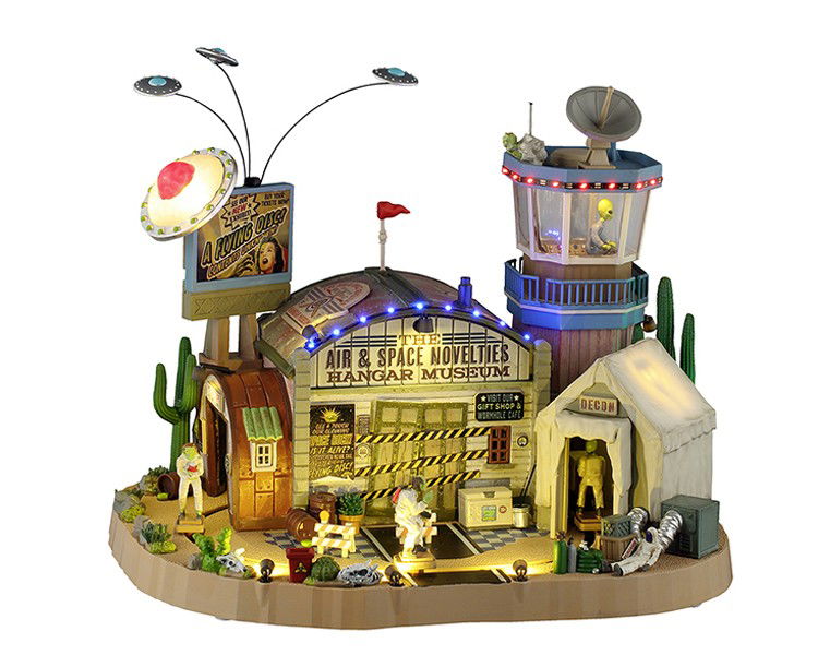 Lemax Halloweenminiatuur The Air & Space Novelties Hangar Museum 25x35x30 cm - 