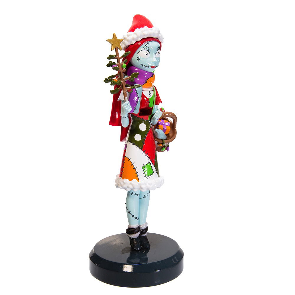 Disney 10 inch Nightmare Before Christmas Sally Nutcracker. 30,5x16,002x15 cm kerstornament - 