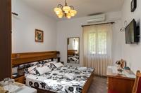 Guest House Cesic - Double Room No6