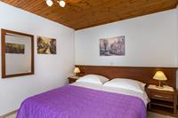 Guest House Kusalo - Comfort Twin or Double Room with Patio (Soba 5)