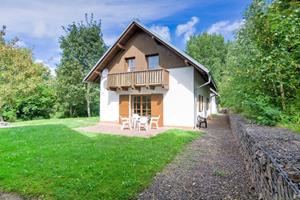 Vakantiehuis met gunstige ligging in het Reuzengebergte voor zomer & winter!